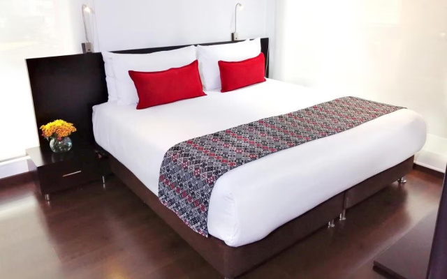 Richmond Suites Hotel