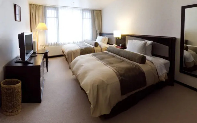 Yatsugatake Lodge Atelier Hotel