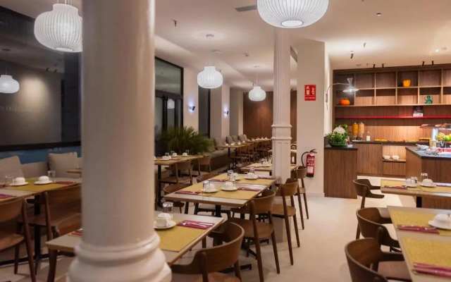 Отель California