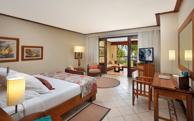 Paradis Beachcomber Golf Resort & Spa