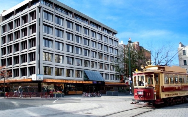 Camelot Cathedral Square Hotel