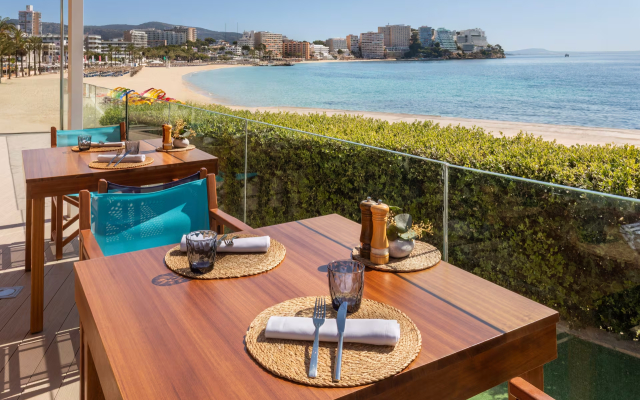 Отель Melia South Beach