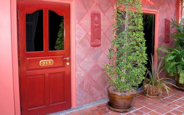 Magadan Residence in Pattaya, Thailand from 33$, photos, reviews - zenhotels.com hotel front