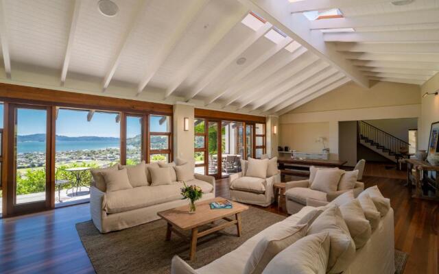 Shakespeare Cliff Lodge