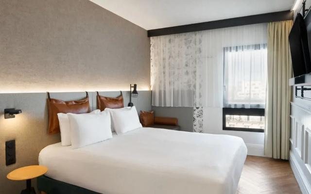 Отель Moxy Paris La Villette