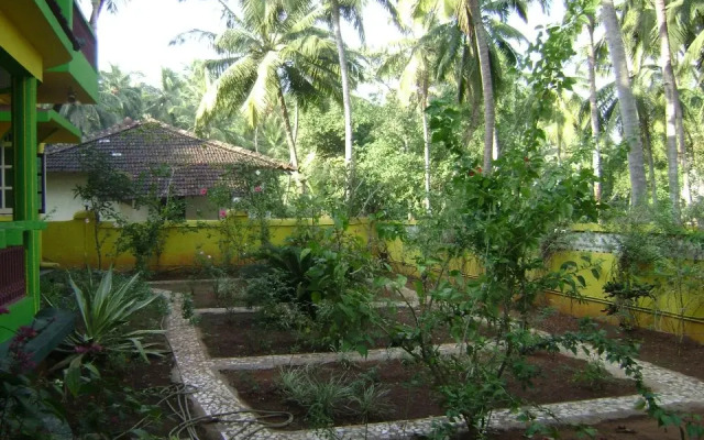 Aakriti's Guest House