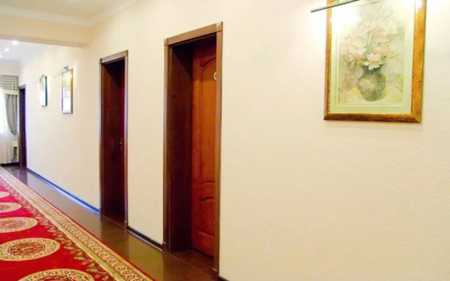 VIARDO Hotel