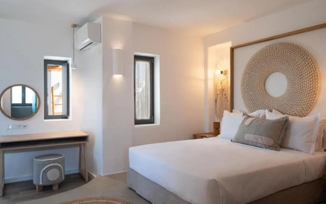 Kosmitis Suites & Villas