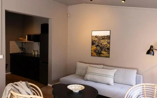 Rey Apartments