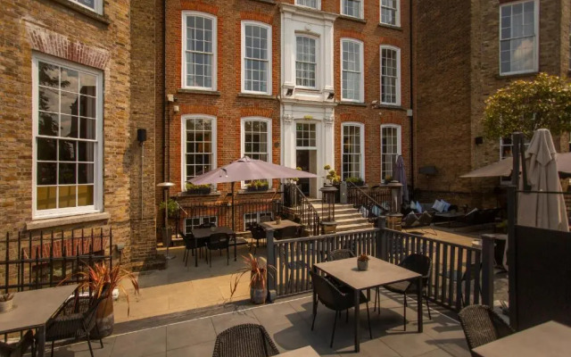 Richmond Hill Hotel