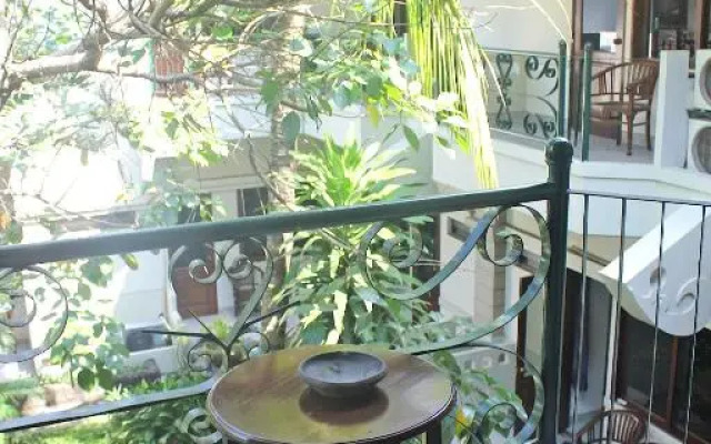 Hotel Winotosastro Garden