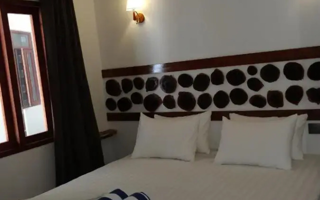 Alkina Lodge Hotel