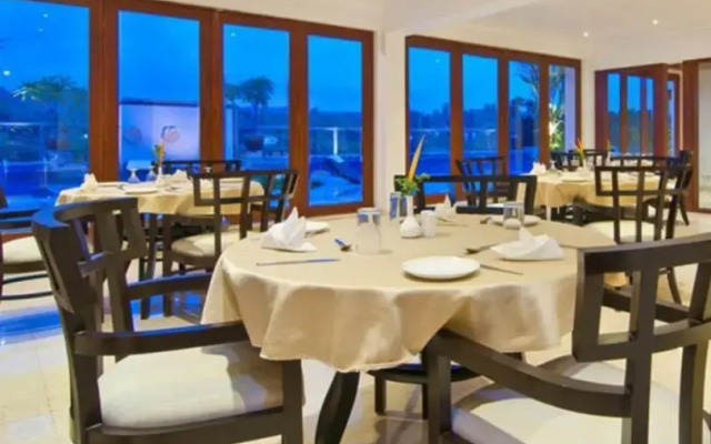 White Pearl Suites