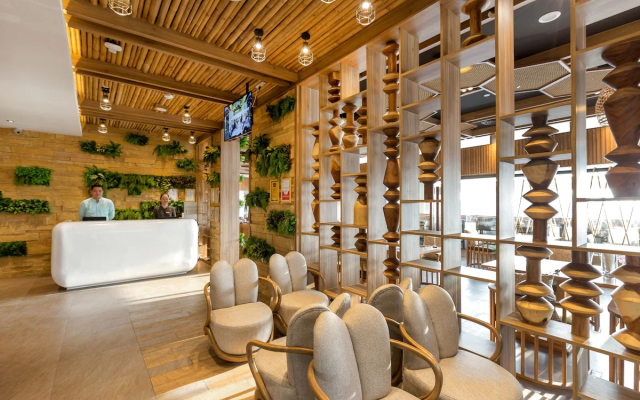 Journeyhub Phuket Patong Hotel