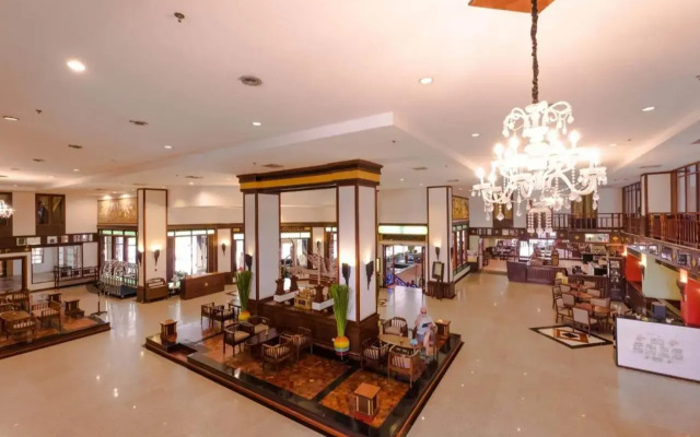 Jomtien Thani Hotel