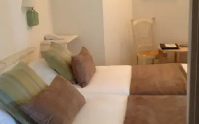 Val Baussenc, The Originals Relais