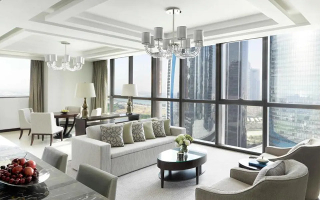 Bab Al Qasr Hotel & Residences