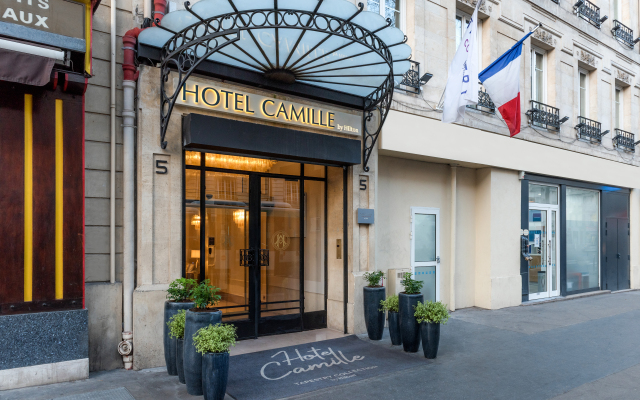 Hotel Camille Paris Gare de Lyon, Tapestry Collection by Hilton