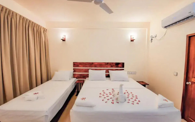 Shoreline Grand Hotel
