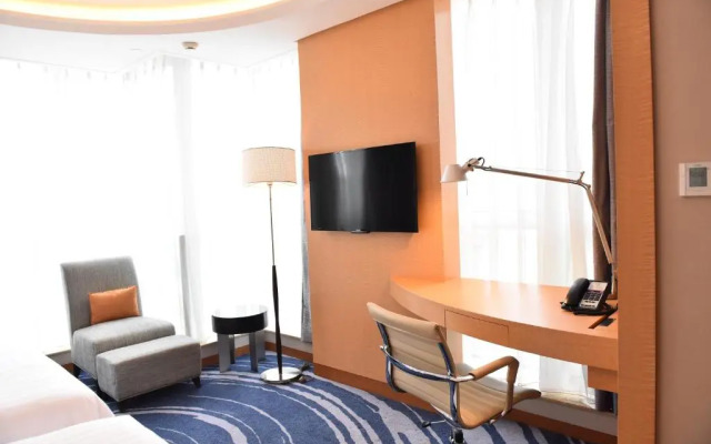 Crowne Plaza Shenzhen Futian by IHG Hotel