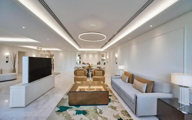 Grand Hyatt Residence