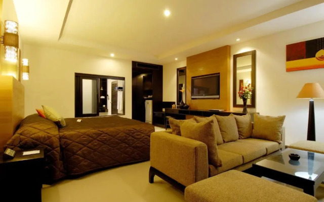 Horizon Karon Beach Resort & Spa