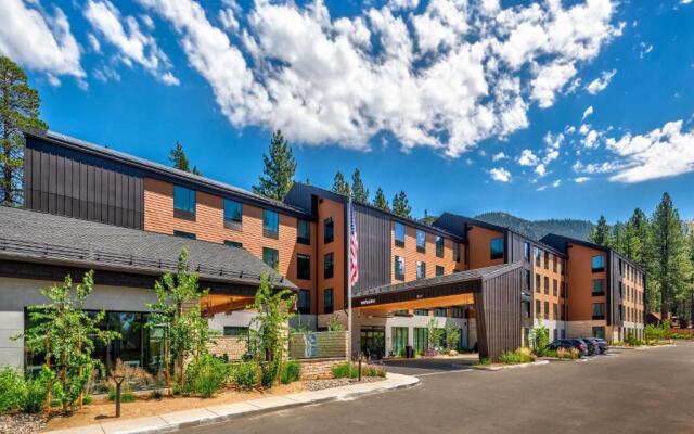 Hampton Inn & Suites South Lake Tahoe