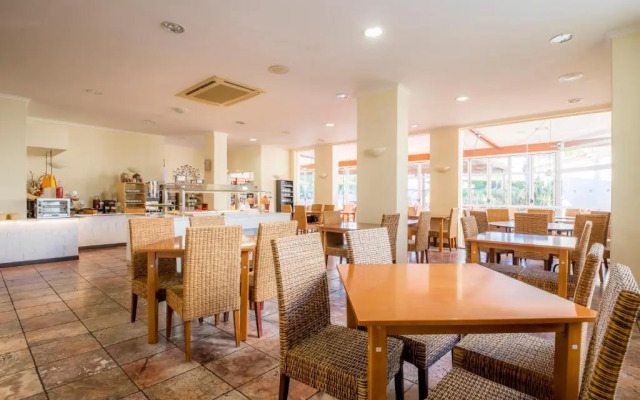 Hotel Clube Porto Mos