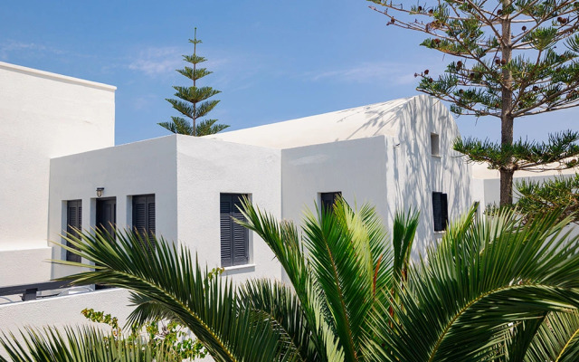 Отель Scorpios Beach Santorini