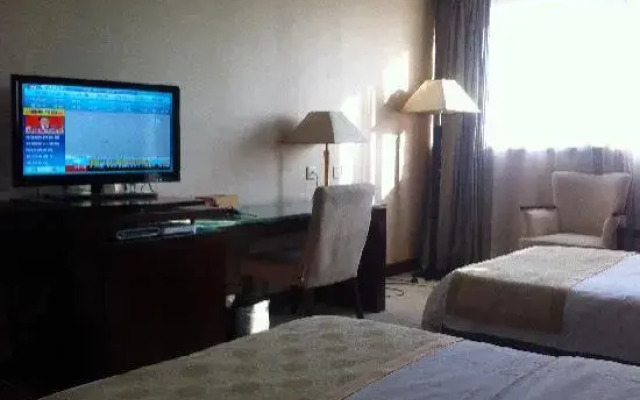 Master Hall Amusenment Land