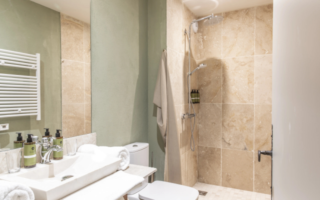 Domaine Rabiega - vineyard and boutique hotel