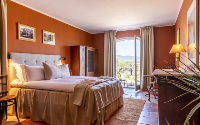 Domaine Rabiega - vineyard and boutique hotel