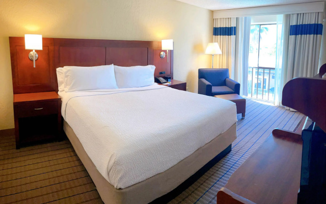 Marin Hilltop Hotel