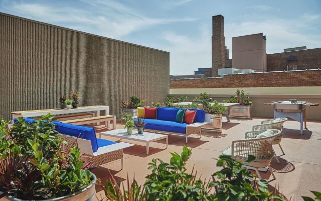 Graduate by Hilton Lincoln