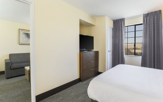 Staybridge Suites Reno, an IHG Hotel