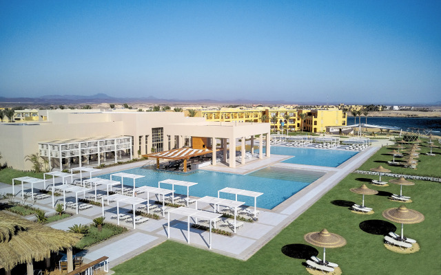 JAZ Elite Maraya Hotel