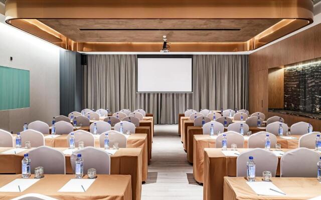 UrCove by HYATT Nanjing South Railway Station