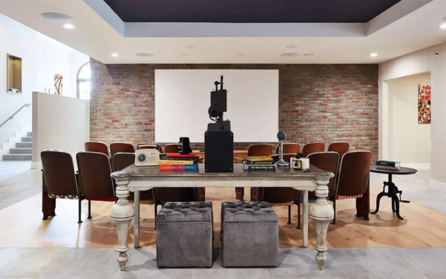 Hotel Dena, Pasadena Los Angeles, a Tribute Portfolio Hotel