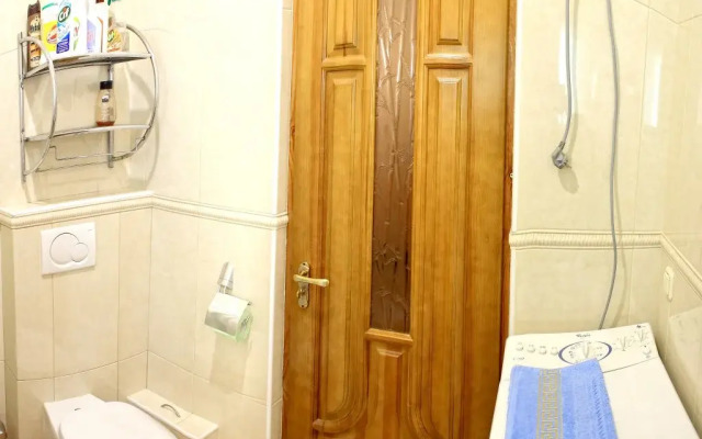 Na Novorossiyskoy 18 Apartment