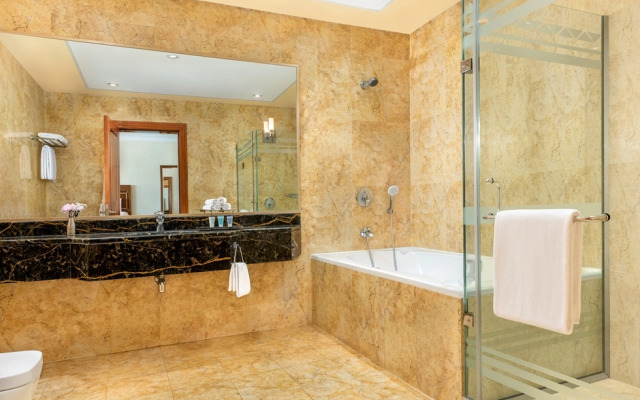 Al Raha Beach Resort & Spa