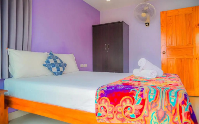 Patumnak Beach Guesthouse