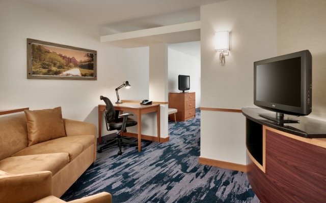 Отель Fairfield Inn & Suites by Marriott Tallahassee Central