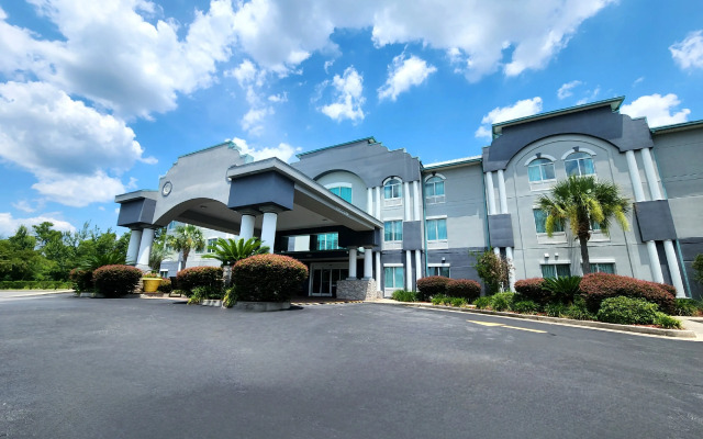 Best Western Plus Blue Angel Inn