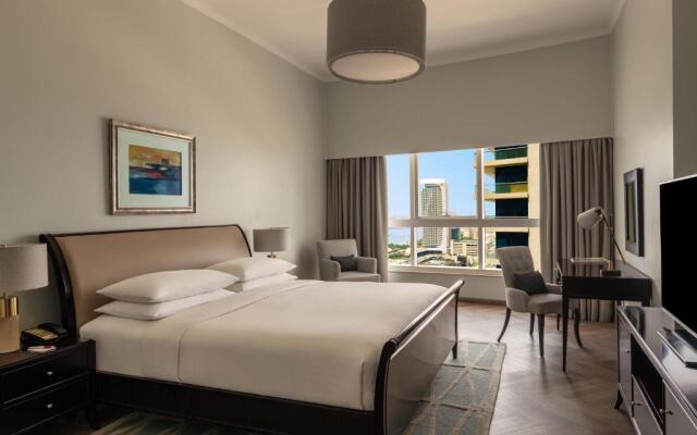 Dubai Marriott Harbour Hotel & Suites