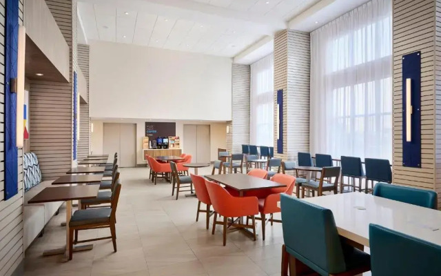 Holiday Inn Express and Suites Kitchener Southeast by IHG