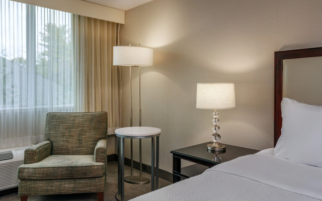 Holiday Inn Hotel & Suites Boston - Peabody by IHG