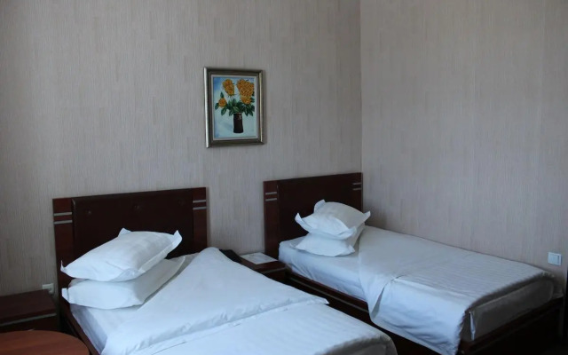 Zarafshan Grand Hotel
