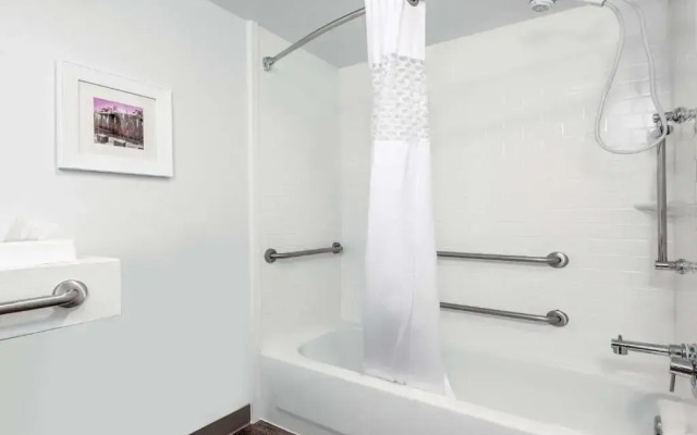 Hampton Inn Charlotte-Uptown
