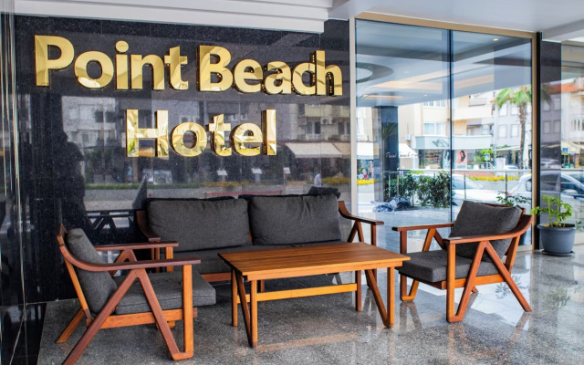Point Beach Hotel