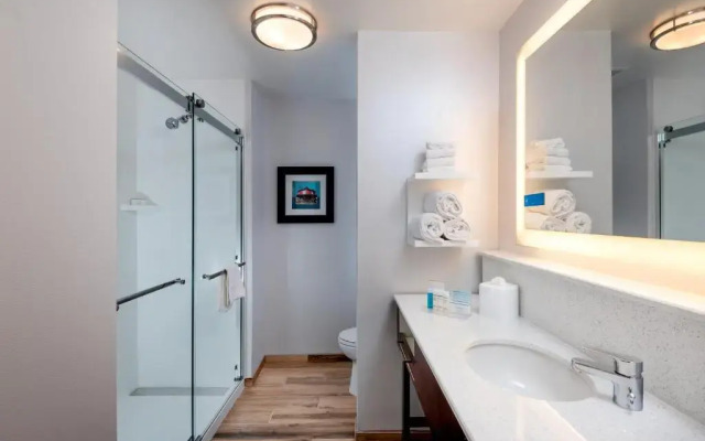 Hampton Inn Baltimore Bayview Campus